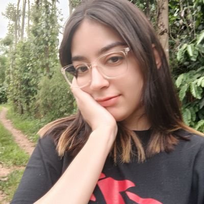 yashiiikaaa's profile picture. local city coder