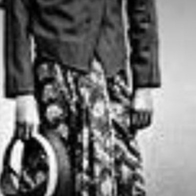 maurahnum's profile picture. Swimming