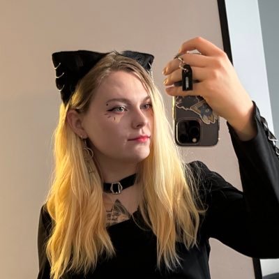 Булочка раздражающая Profile