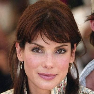 Hello dear fans it's me sandrabullock I am here to surprise you all 
Thanks to you I call my fan I appreciate all the support and love you have given to me all