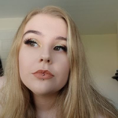Online whore looking for validation 🤪 25 years old and bisexual 🏳️🌈 Replies on paid sites! Click the link for official sites, don't get scammed by fakes 🫶