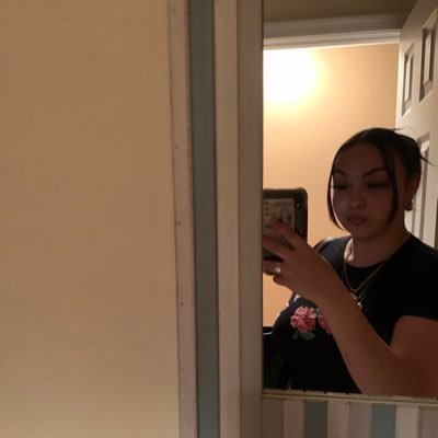 glaatinaaa Profile Picture