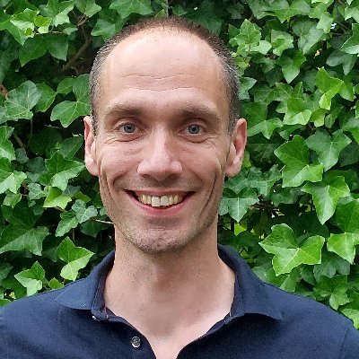 robertopostma's profile picture. Engineering manager @Bol.com | Getrouwd met @Geerjanne | Ik tweet op persoonlijke titel