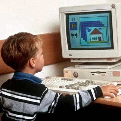 EdouardVan5's profile picture. Freelance Graphic Designer