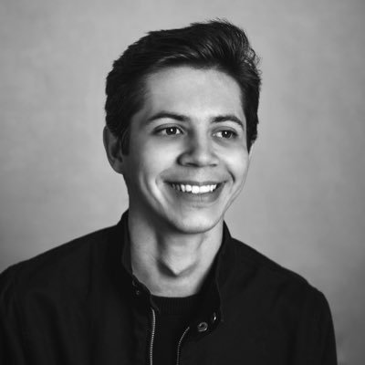 thiagocruzc's profile picture. Perfeccionista, nostálgico e do contra 
• ᴘʀᴏғɪssɪᴏɴᴀʟ: @estudioeterno
• ʜᴏʙʙʏ: @estantenonaarte