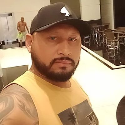 cosmo_paul97246's profile picture. 