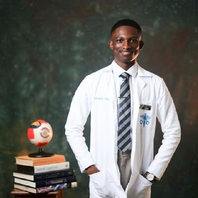 Student Doctor| Politics| I live a quiet life, mind my own business and march on| Handled by @NagyaMensah.
