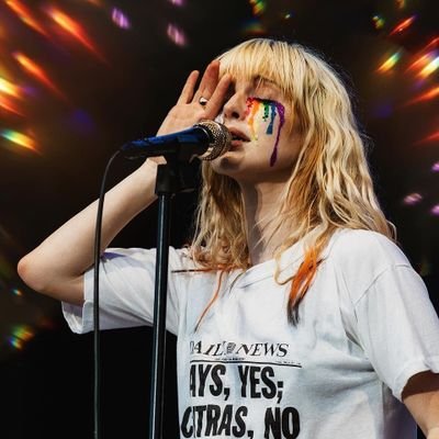 24 || every second our collective heart breaks || mcr melb 1+2, paramore melb 2+3 || 📸 icon cora wagoner + header @/Christianx14