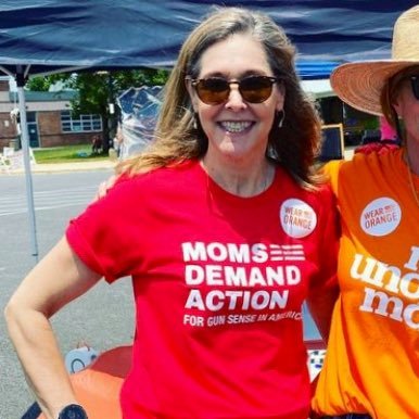 Mom & military spouse who believes in common sense gun laws 💪🏼 and that every house should have a dog (or two) @momsdemand volunteer - Threads: ldpadula68