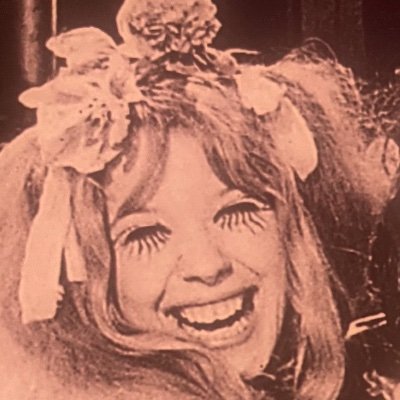 The Official Twitter of Miss Pamela Des Barres: Author, Journalist, Writing teacher, Podcaster, Rock Historian and Groupie! My original Twitter page was HACKED