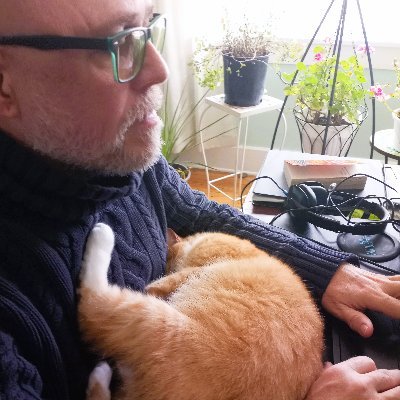 HRuthven2022's profile picture. Writer