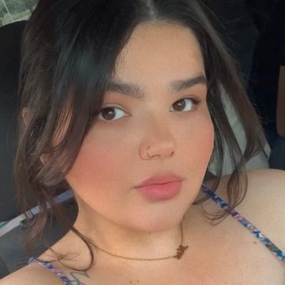 actuallyapryl's profile picture. 29. Mom. 🌻