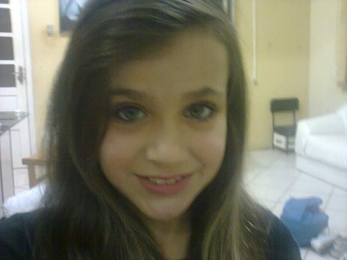 eu sou uma menina de 11 anos chamada bianca cristine ullrich moro com meus pais estudo na escola e.b.m.vidal ramos fazia ginastica olimpica esso bjss