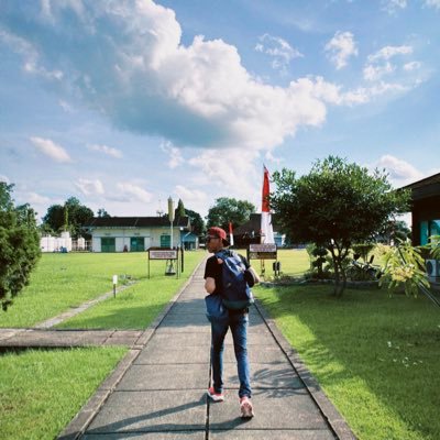 dzulsatiadi's profile picture. mendedikasikan offduty hanya dengan bermalas-malasan