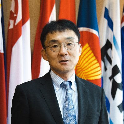 Official twitter account of the President of The Economic Research Institute for ASEAN and East Asia | @ERIAorg