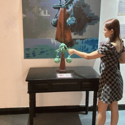 poli_debbie541's profile picture. “Life is too short, so I’m living it up!”