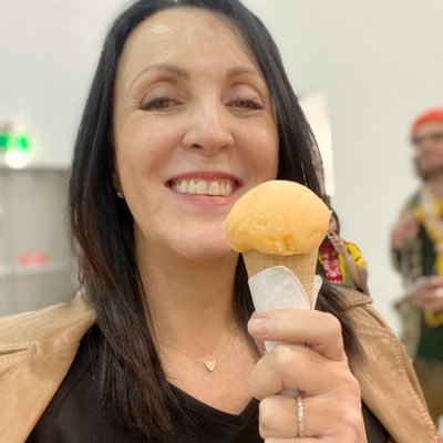 Viviguuu's profile picture. 