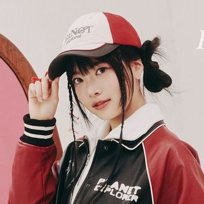 skzzw0rld's profile picture. -kpop stan!