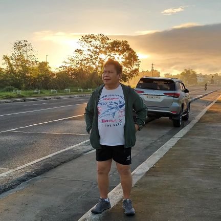 VenAlverio's profile picture. Good humor.