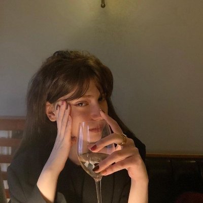 fckitssyera's profile picture. The judge of being wh*re
F*ck, just read Immanuel Kant Psycho!