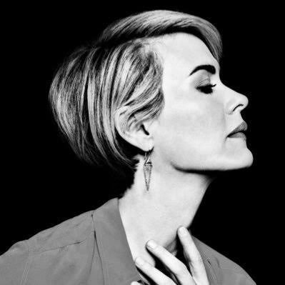 Fan Acc | Emmy winner Sarah Paulson stars in Broadway’s hit play @AppropriateBway! Now extended twice! GET TIX: https://t.co/zRm3j8entJ | Backup: @sarahpauIsbean