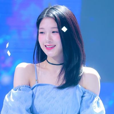 theyeon158's profile picture. 