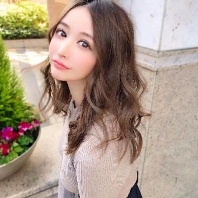 脱がされるより脱がしたい派/夜しか脳みそ働かない系/刺激ほしい
biolink→https://t.co/2Rjj13lULU