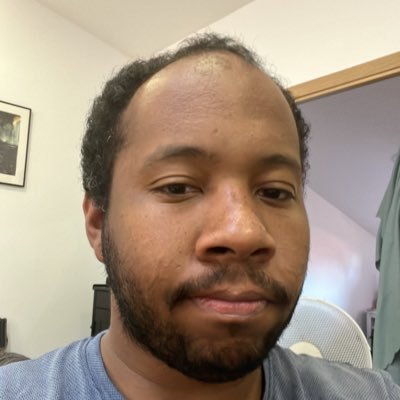 Frances90139392's profile picture. graduado 🎓 en derecho por la uned.  ERC