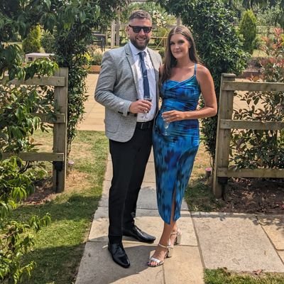Chris Chetwynd ❤️👩❤️👨
Colton Chetwynd 💙👦🏼
Cassie Chetwynd 💗👶🏻