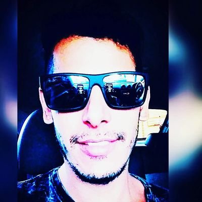 patriota cristão robô com título de eleitor.
#foralula