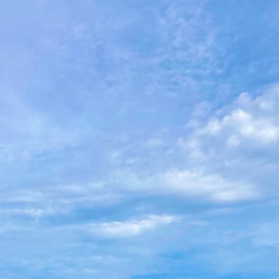 RuthRosass's profile picture. Aprende del pasado, vive el presente y trabaja para el futuro. Si tienes millones de cosas para sonreír, no busques una para llorar. En mi corazón habitas tú.