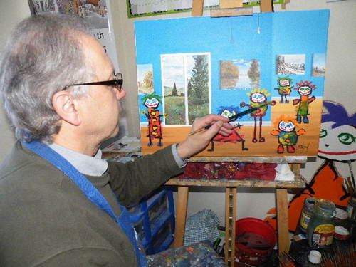 contemporary and surreal artist published by Washington Green Fine Art since 2004, specialising in mixing childrens art with established art.