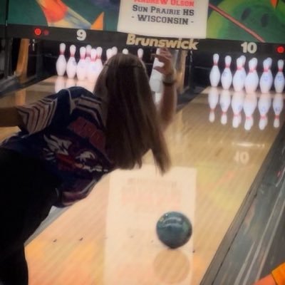 10th Grader at AHS/ APOLLO VARSITY BOWLING #18/5'4/ 130lbs/ 3.5-4.0 GPA/Class of 2027