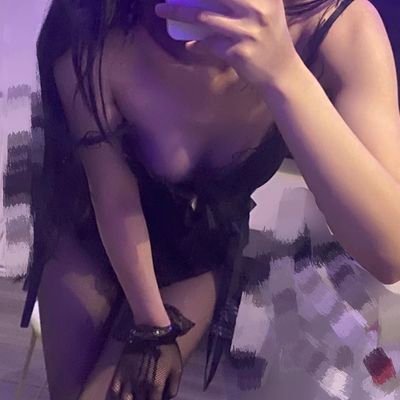 s_wbaby's profile picture. 绿帽夫妻，绿奴属性，可夫妻奴，寻绿主，经验优质可认证绿主无门槛，其余纯交流道友需门槛🚪400