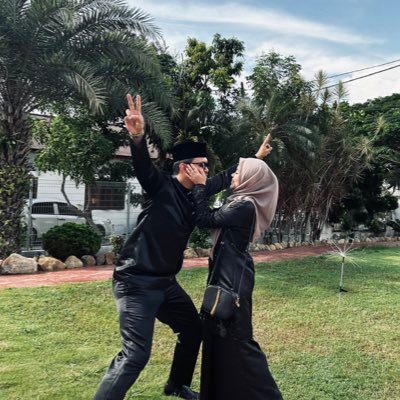 shadzrinothman's profile picture. 