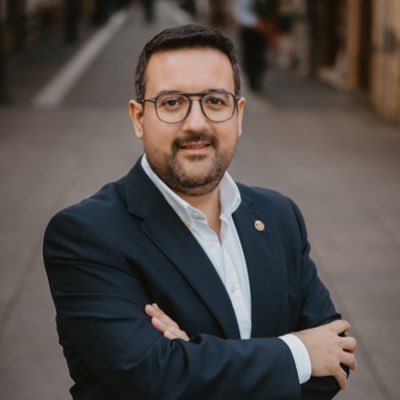 📖 De Vila-real, periodista i professor. 🏛️ Regidor i portaveu @PPVilareal en @ajvila 📝Vicesecretari Educació @popularescs
