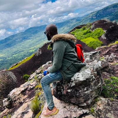 MinkaelDiallo's profile picture. Chef D'antenne/Responsable Technique DJOMAMEDIAS Labé.
Ex Technicien GPP FM Labé.
Ex Directeur Technique BTA FM Labé.
Ex Technicien Radio-rurale Labé.