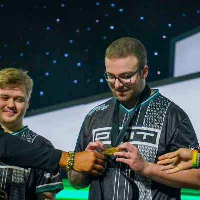 27 | Retired Professional @CallofDuty Player | 2023 Challenger World Champion