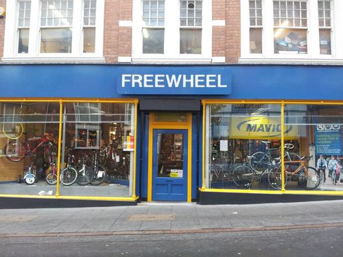 Located in Hockley, Nottingham our enthusiastic team offer a wide range of bikes, clothing and accessories for all types of riding.