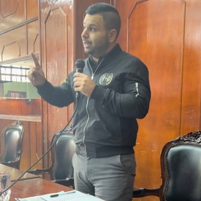 Psicólogo transhumante📍🇫🇷 Abogado y periodista. Librando la batalla cultural. Católico 🎚️Columnista de @elnacionalweb