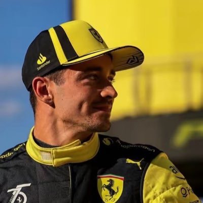 New to f1 twt 👋🏻 I like to tweet my opinions on everything and anything and usually live tweet race weekends | 22 | going to the Singapore GP|
