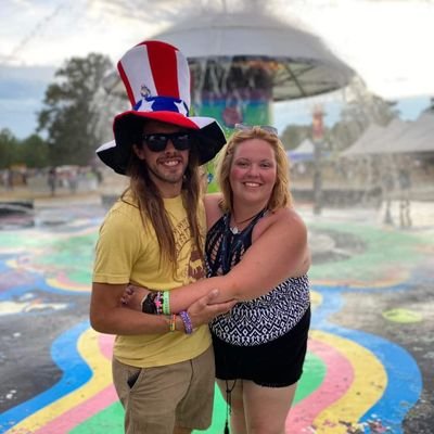 married to Kayla Moore on the farm (2016) Been going to Bonnaroo since 2012 . I’m john cena's cousinz ( though marriage) good vibes and high fives BLESS 'EM