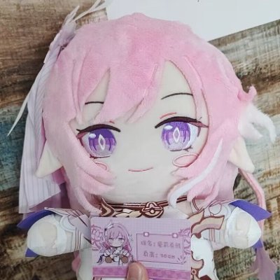 26 | she/her | graphic design is my eternal damnation 🖍 | i play FE and other gay games 🎮 | competitive smash 0-2er 🌩/👸 | ask me about Premiere I will cry