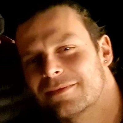 Giovann83189687's profile picture. Chi è disposto a barattare la libertà per la sicurezza non merita ne libertà ne sicurezza.