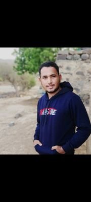 abdelhalim87372's profile picture. شاخَ المجازُ البكرُ يا ليلى أسىً
 وهناك طفلُ الأبجدية شابَا