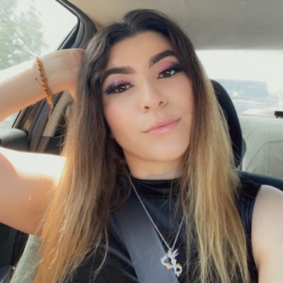 bri_ojitos's profile picture. “I dropped my crown for a sec... I’m a bad bitch ” - A🖤