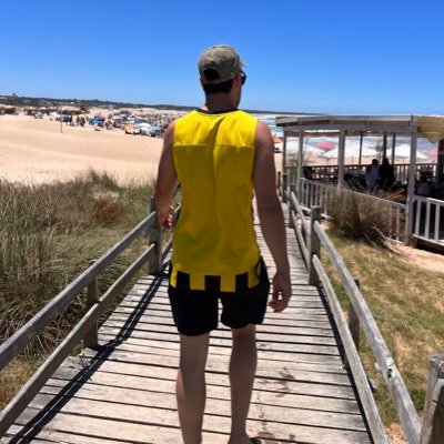 Campeón liga mayor 2017 -2023🩼-2024💙🔔 LaCampanaELoMasGrande! Peñarol y corran perros 💛🖤