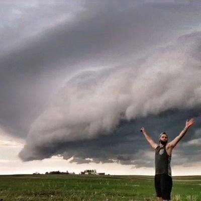 Matt Mario 🌪️⛈️🌾🇨🇦

• Sask Storm Chaser

• Adrenaline seeker

• Photographer/Videographer 📷🎥

• Wannabe meteorologist