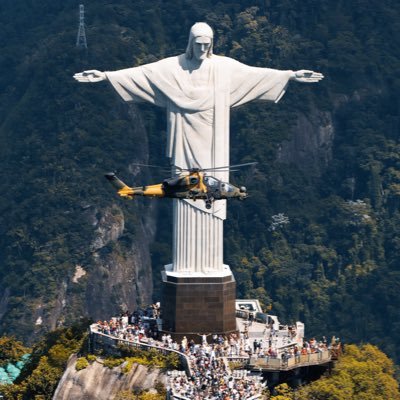 atanamayanATAK's profile picture. Ortalamaya göre çok gezmiş, çok okumuş ve çok araştıran ama az konuşan, çektiği kürekler çoğu zaman boşa giden bir garip anlaşılmayan kırgın insan.