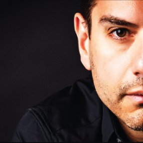 daniel_melone's profile picture. ☁️ head in the clouds ❤️ heart of my sleeve 🤔 imagination is key